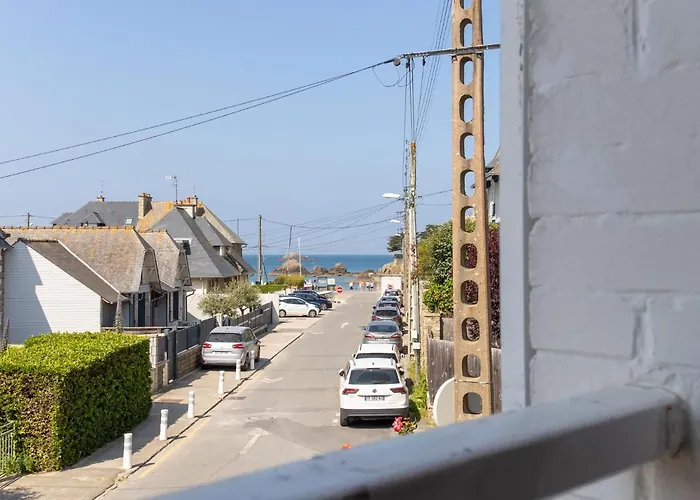 Holiday Home L'Eglantine-100 M De La Plage By Interhome